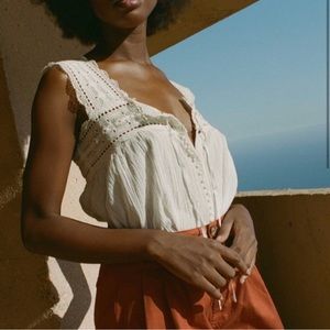 Doen Top Lace Vera Tank - Size Small